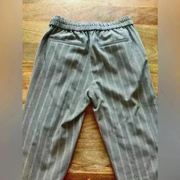 Mango Striped Trouser Dress Pants | Gray | XS - Picture 3 of 13